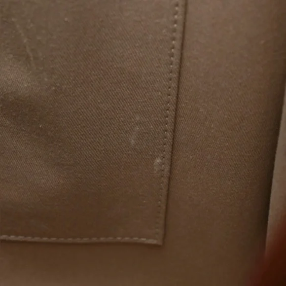 Preowned CHLOE Calfskin Med. Woody RibbonTote Sepia Brown- Great Condition. - Picture 11 of 12